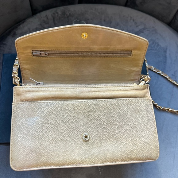 Sold-Chanel caviar timeless CC WOC 24k gold hardware - Picture 4 of 17